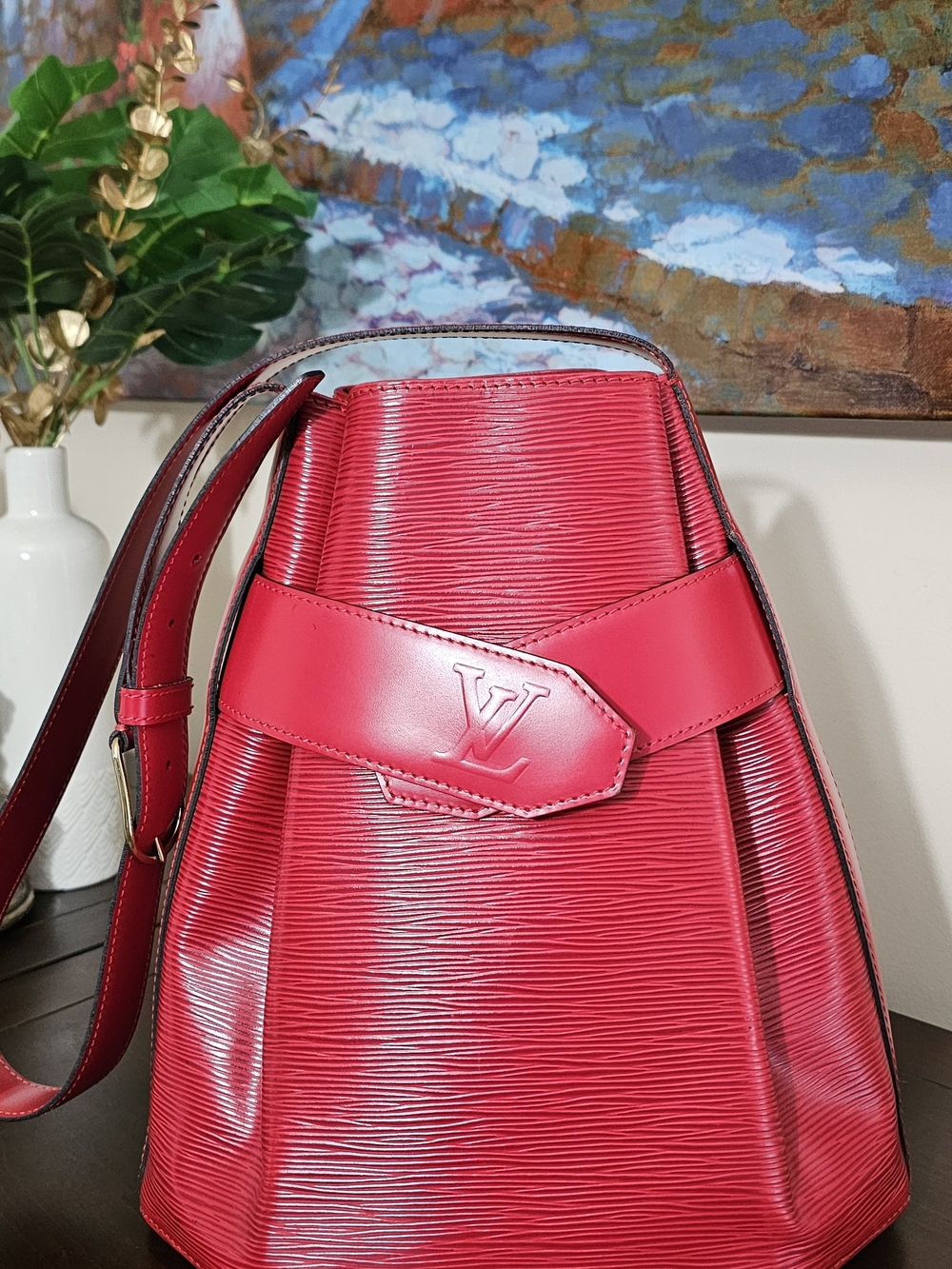 LV Epi Leather Sac D'epaule Vintage Bucket/Shoulder/Crossbody Bag AUTHENTIC